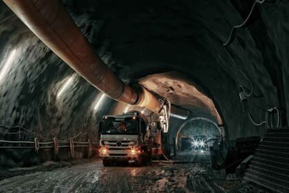 trabajos mineros dentro de un túnel